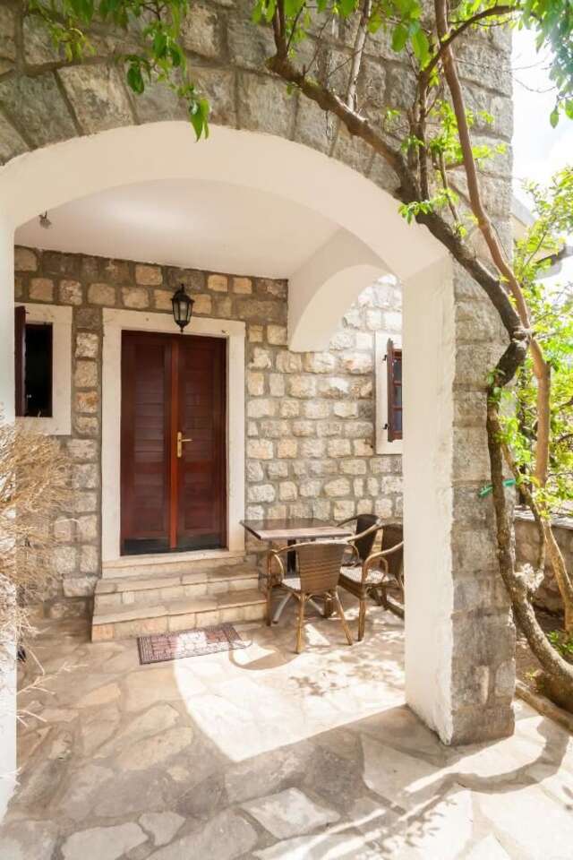 Апартаменты Villa & Apartments Perasto Пераст-26